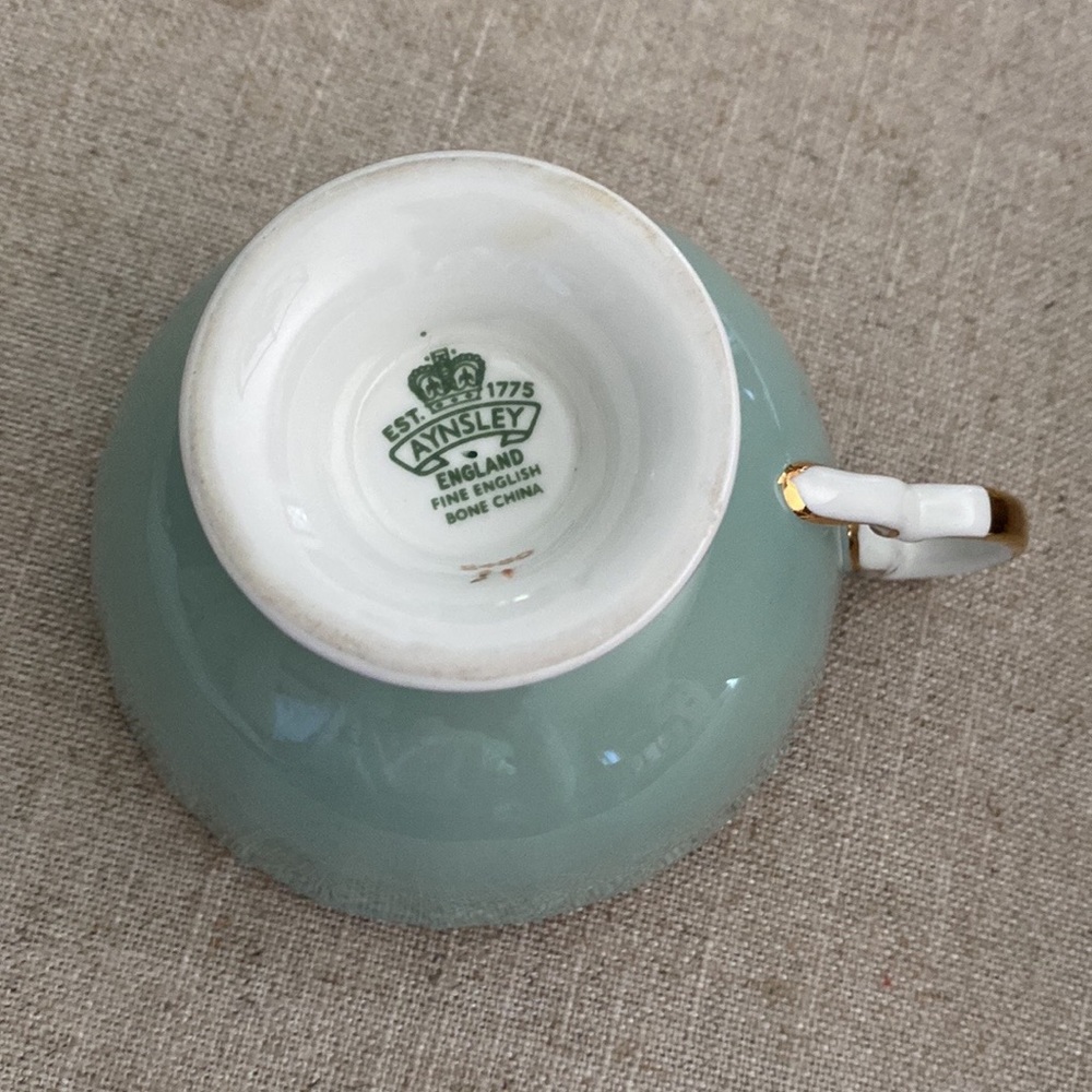 Aynsley tea set - Picture 2 of 6